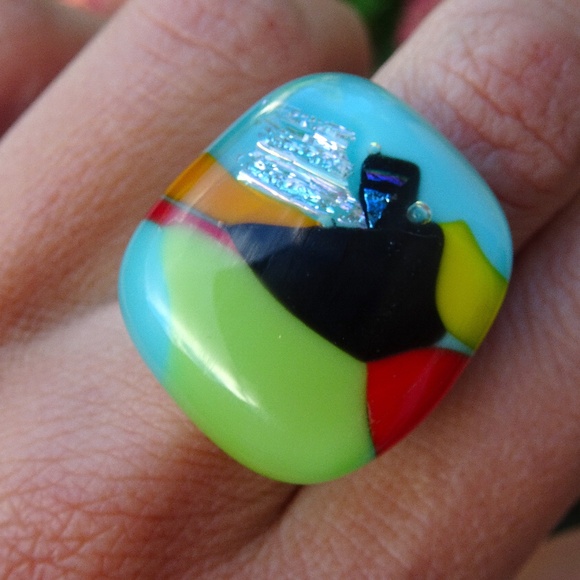 Artsy Iridescent Unique Colorful Dichroic Handblown Glass Square Statement Ring - Picture 4 of 8
